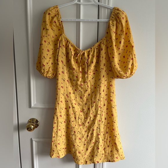 Reformation - Yellow Floral Square Neck Mini Dress - Like New - Size 4 - Picture 1 of 3